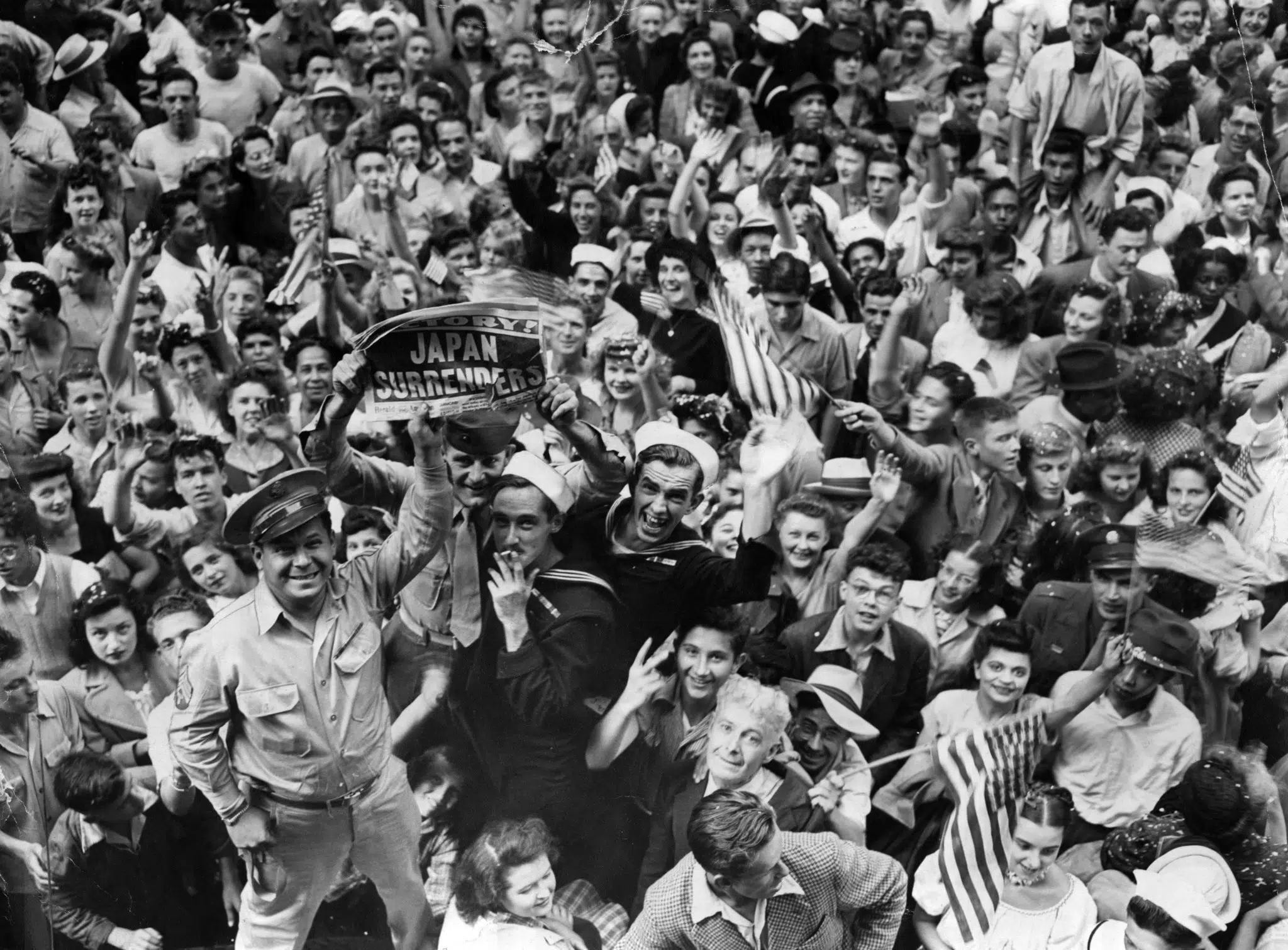 Museum of the American G.I in College Station, Texas - Image of a crowd of Americans celebrating the victory victory over japan day world war